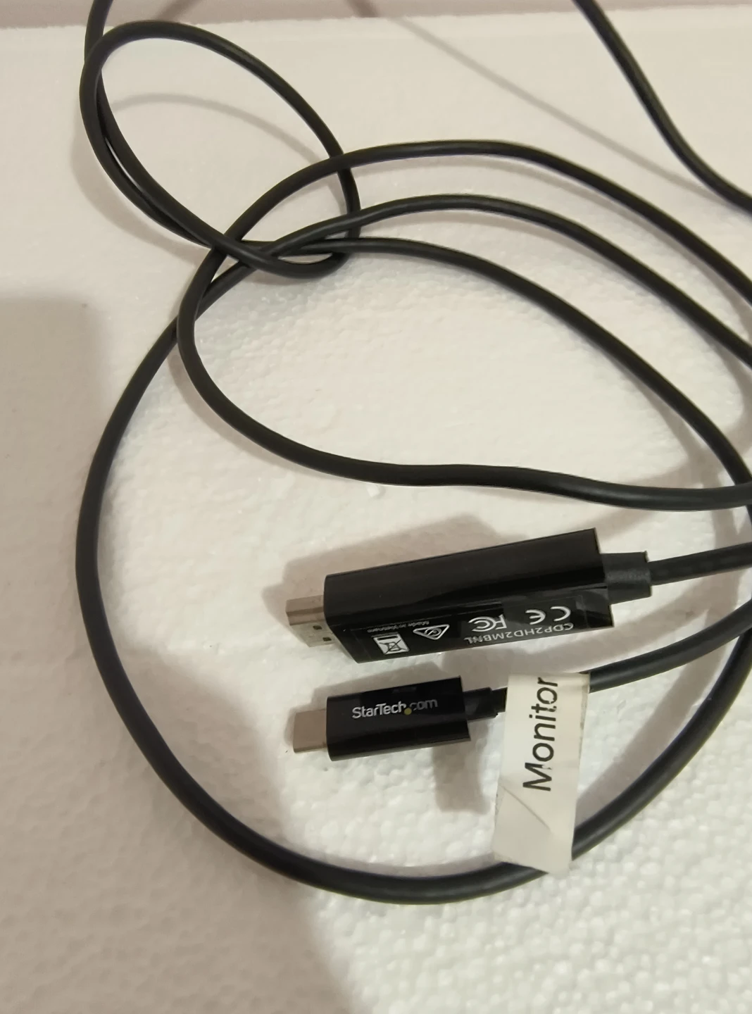 StarTech.com USB-C to HDMI Adapter Cable - photo 3