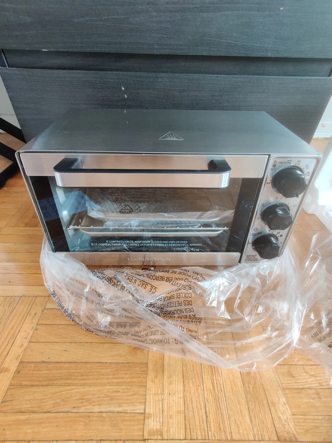Hamilton Beach Sure-Crisp Air Fryer Toaster Oven - photo 4