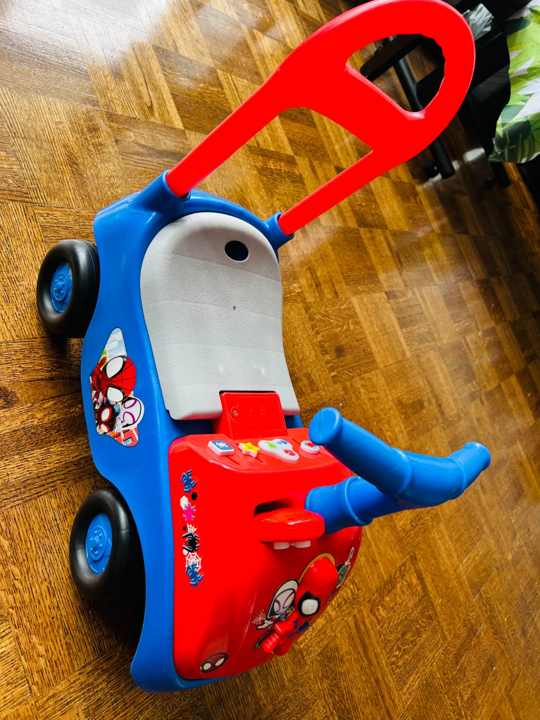 Spider-Man Ride-On Push Car Walker - photo 2