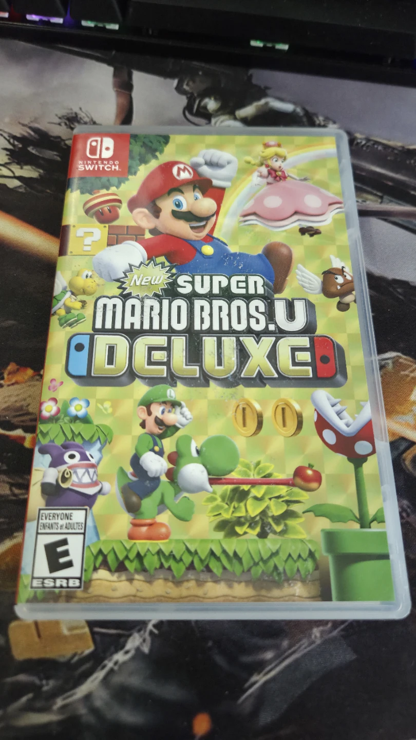 Nintendo Switch New Super Mario Bros. U Deluxe Game