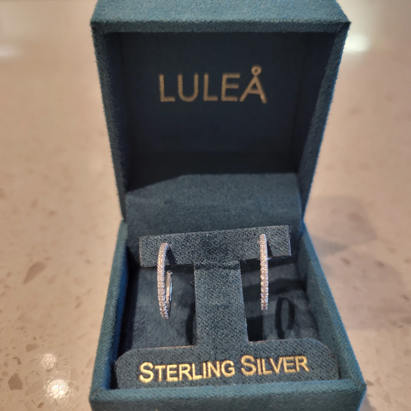 NEVER USED - Sterling Silver Small Hoop Earrings - photo 3
