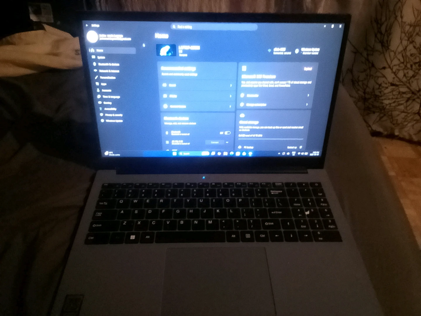 Laptop Computer - photo 2