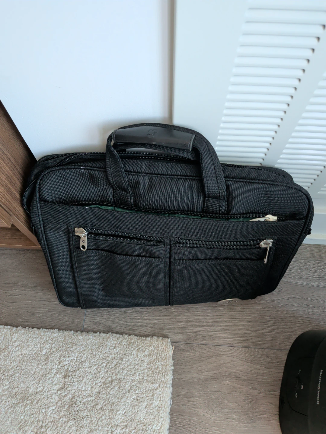 Samsonite Black Laptop Bag Briefcase
