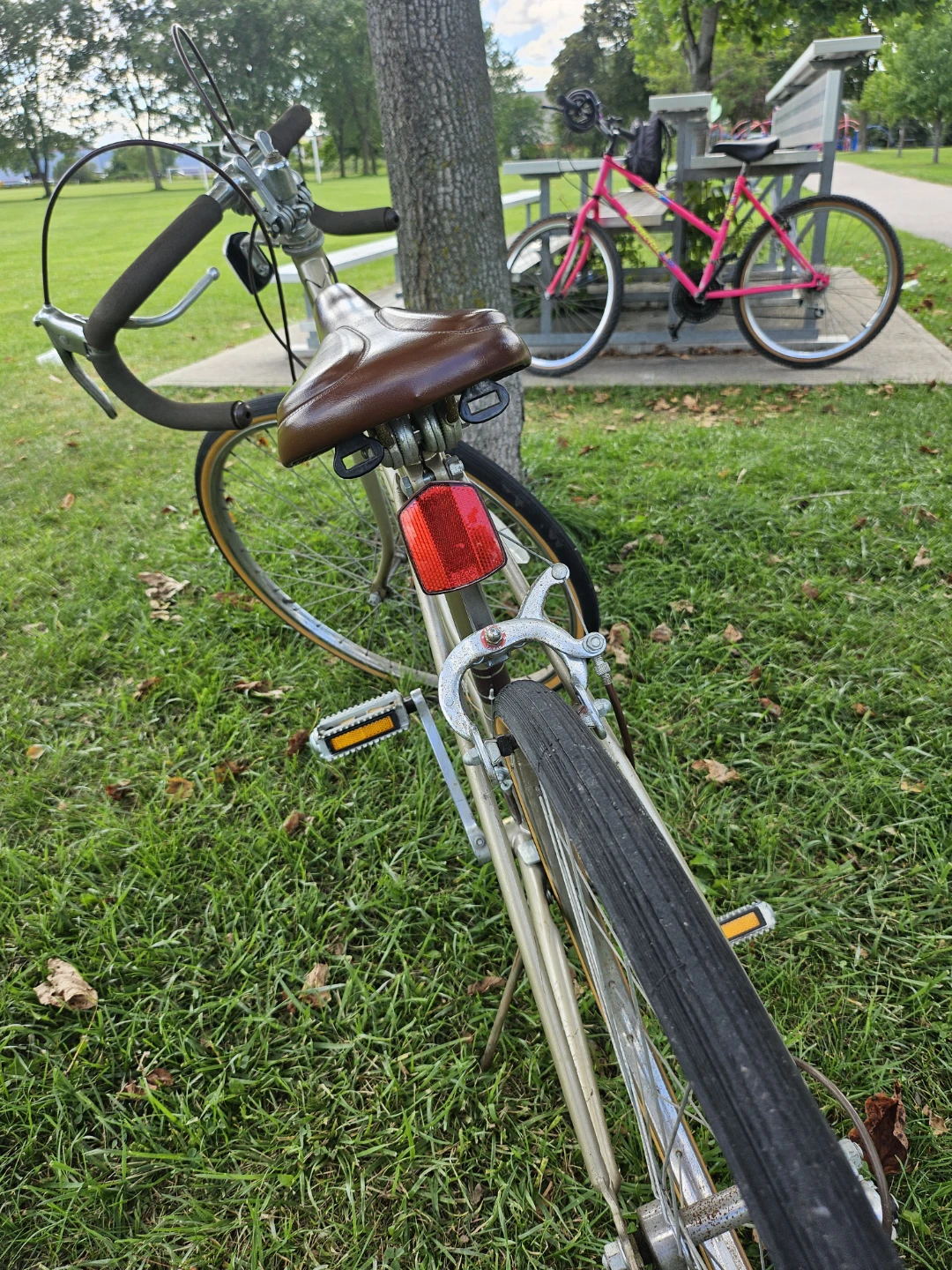 Kent Hornet vintage road bike in gold - photo 2