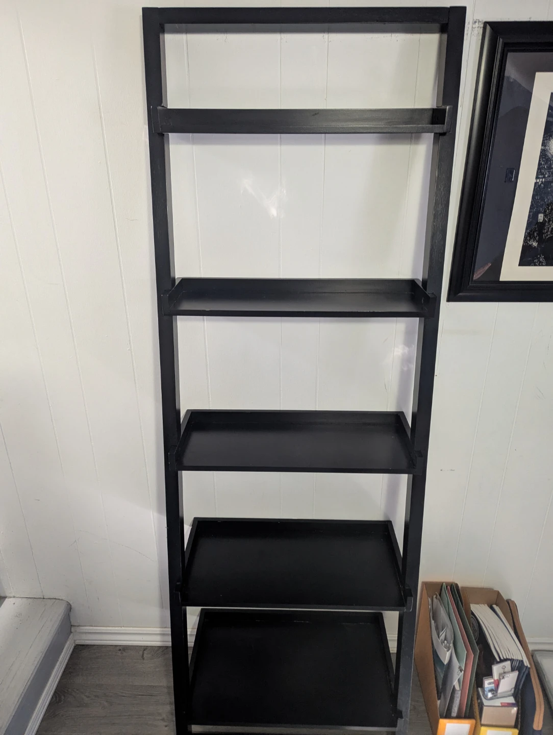 Black Ladder Shelf/ Bookshelf