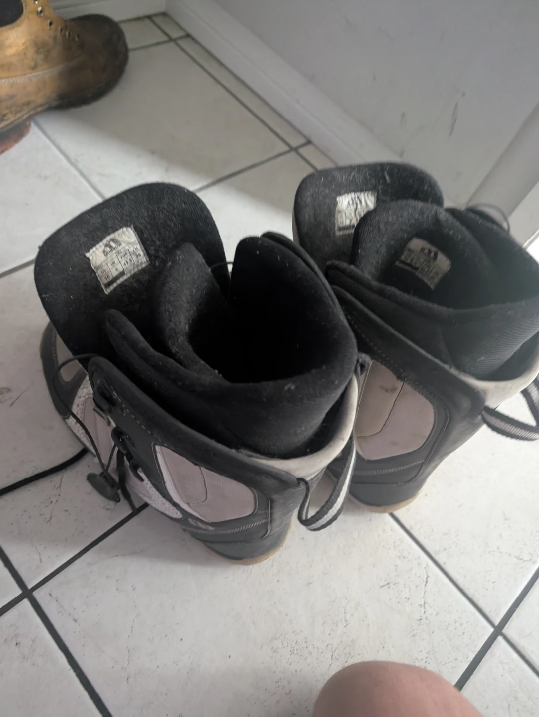 Snowboard with boots