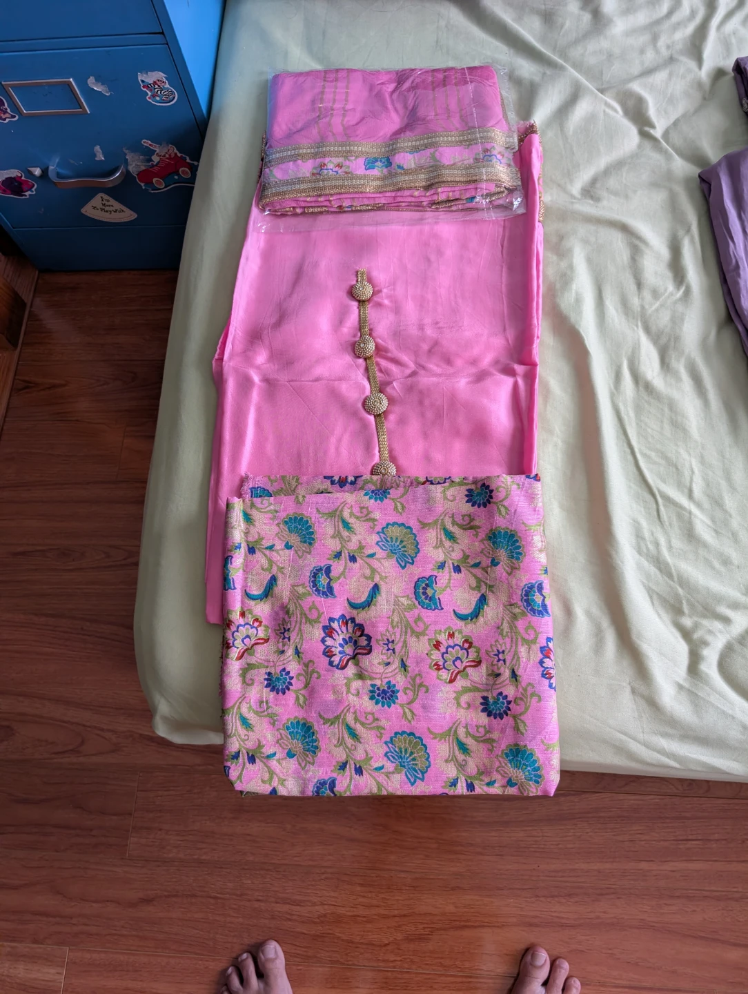 Pink Embroidered Shalwar Kameez Suit Unstitched $80 for 4 suits - photo 3