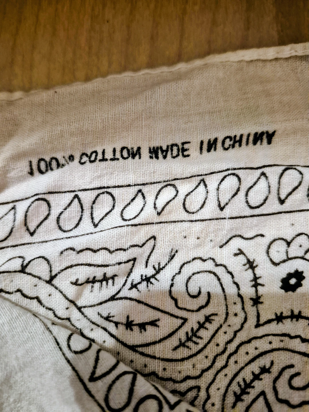 White Paisley Bandana - photo 2