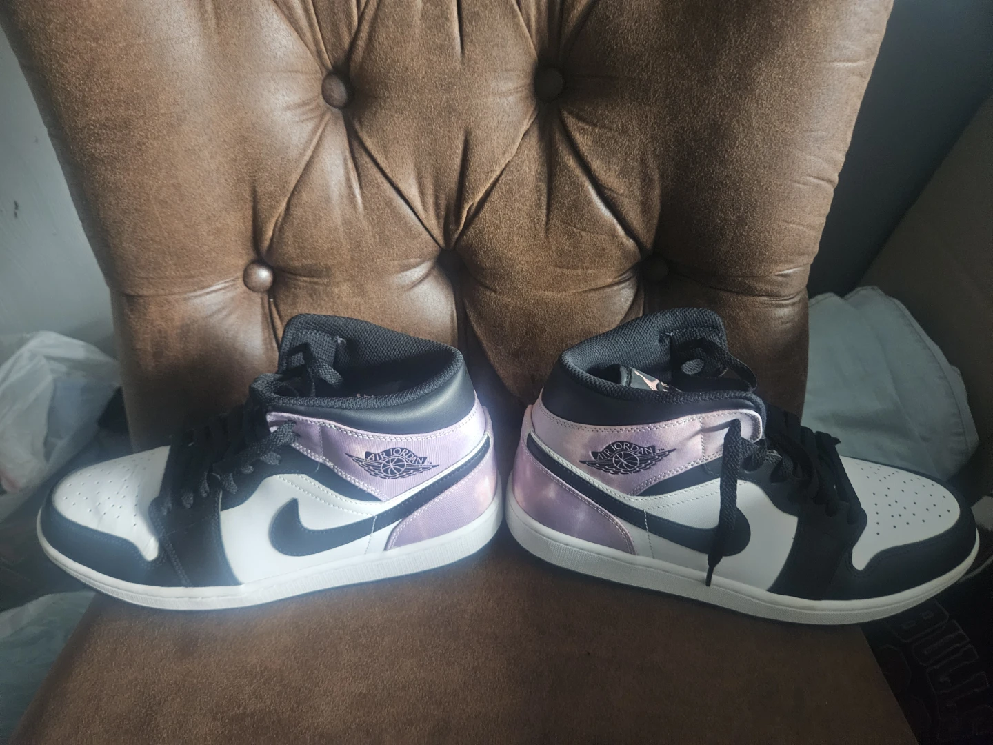 Mens Air Jordan 1 Mid SE - photo 3