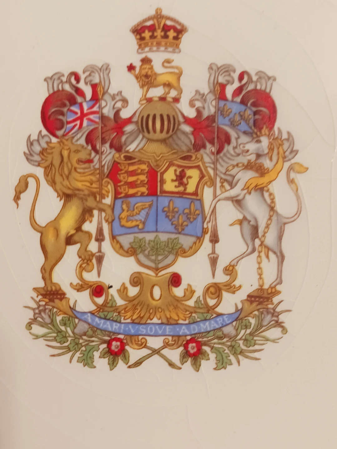 Royal Coat of Arms Ducal Crown Collectible Plate - photo 3