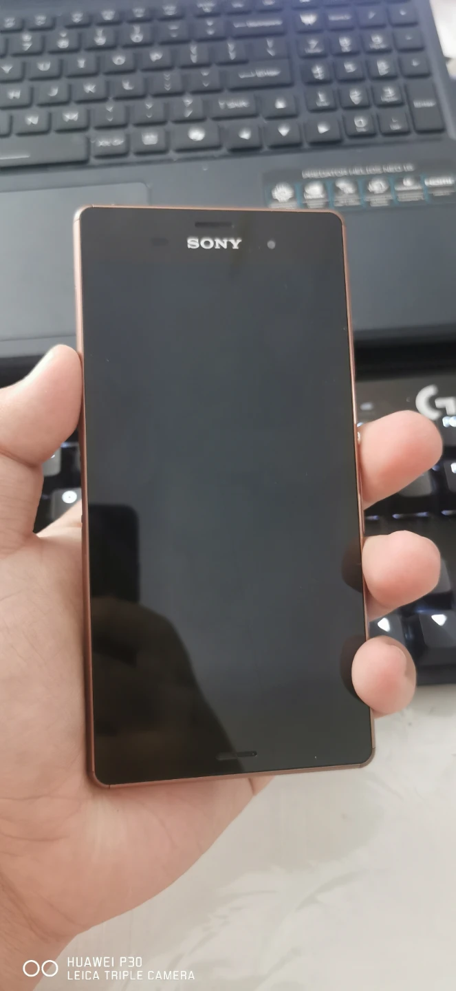 SONY Xperia Smartphone - Rose Gold - photo 2