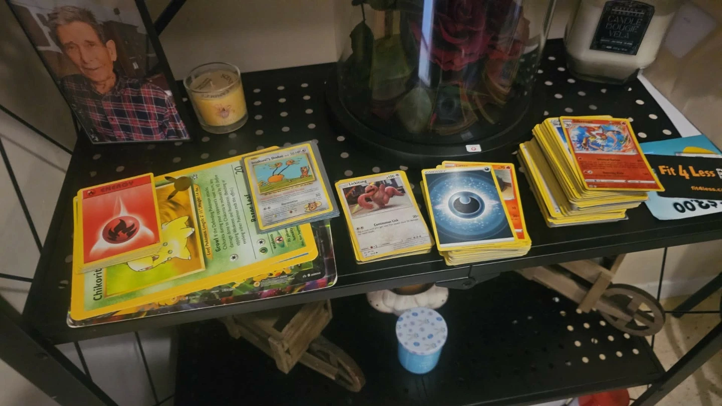 Pokemon Trading Cards - photo 5