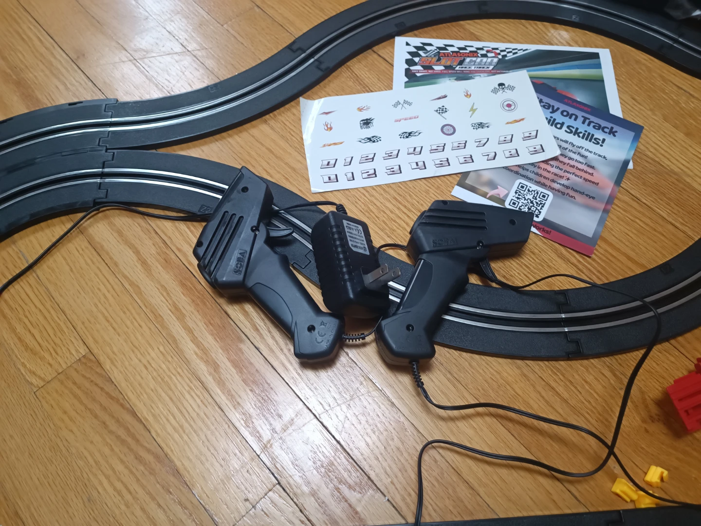ATLASONIX Slot Car Race Track Set - photo 5