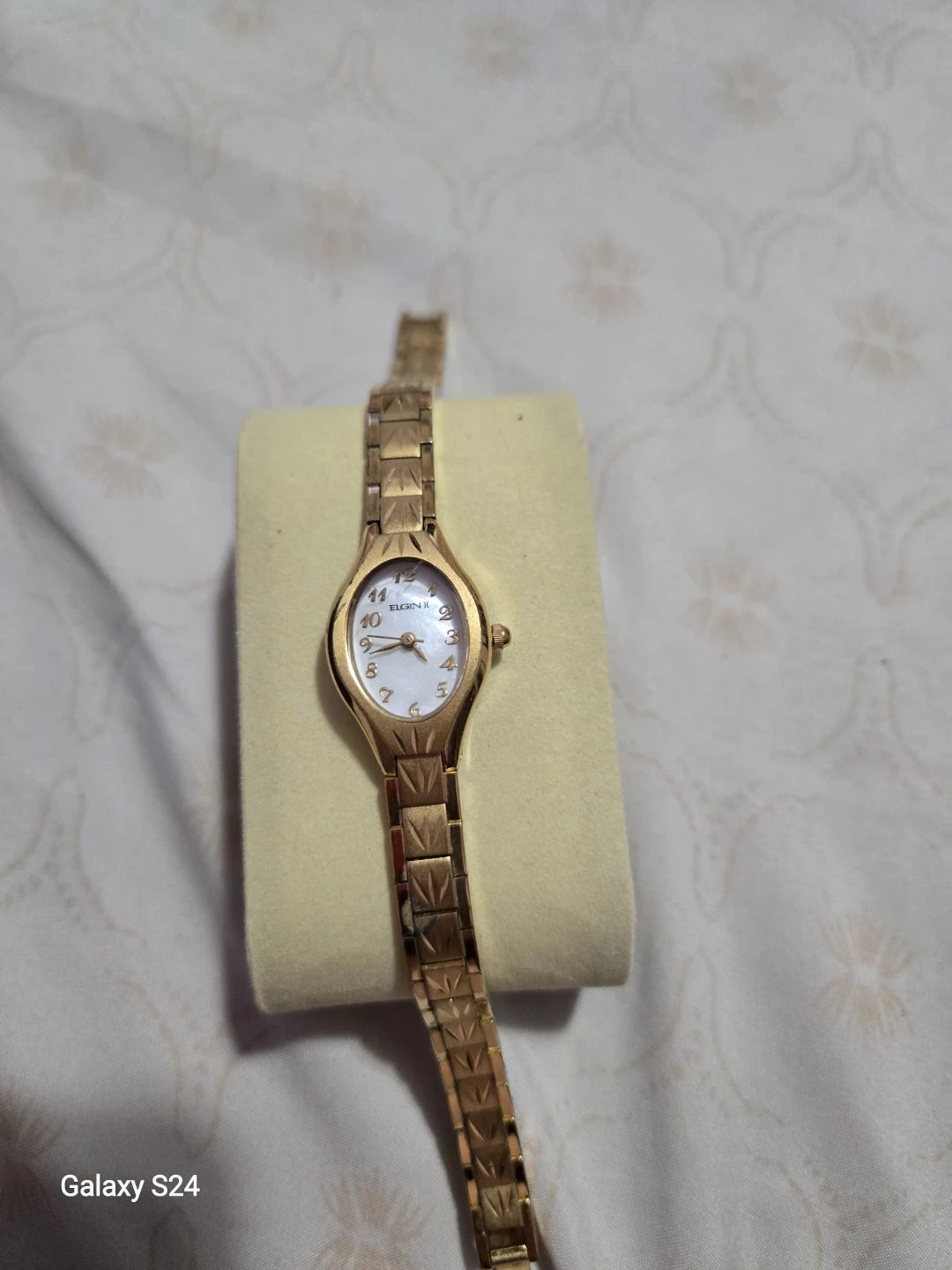 Elgin Ladies Gold Tone Watch