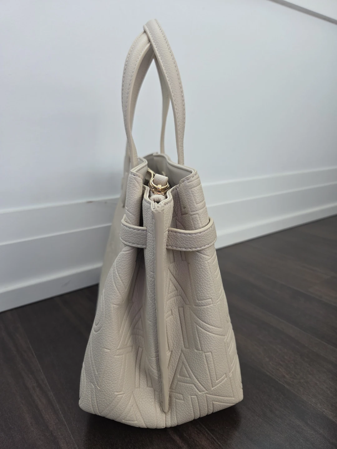 Mario Valentino Cream Textured Tote Bag with Shoulder Strap - photo 4