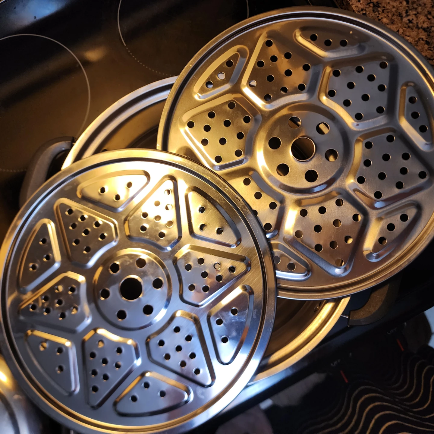 Stainless Steel Steamer Pot - photo 3