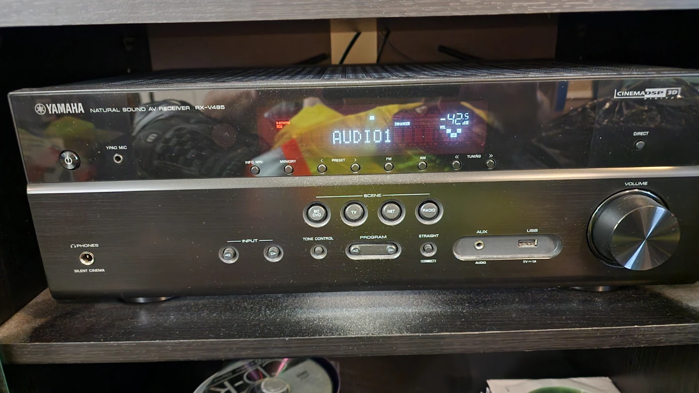 Yamaha RX-V485 AV Receiver & Polk Audio Speakers