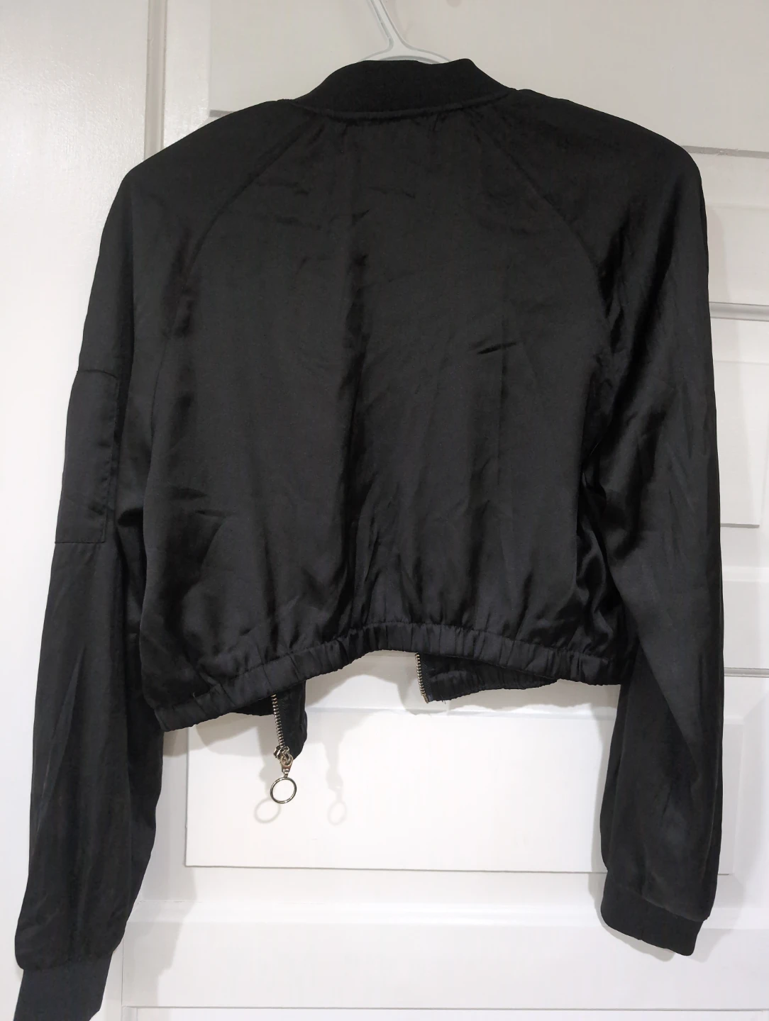 H&M Black Cropped Bomber Jacket Size 6 - photo 2