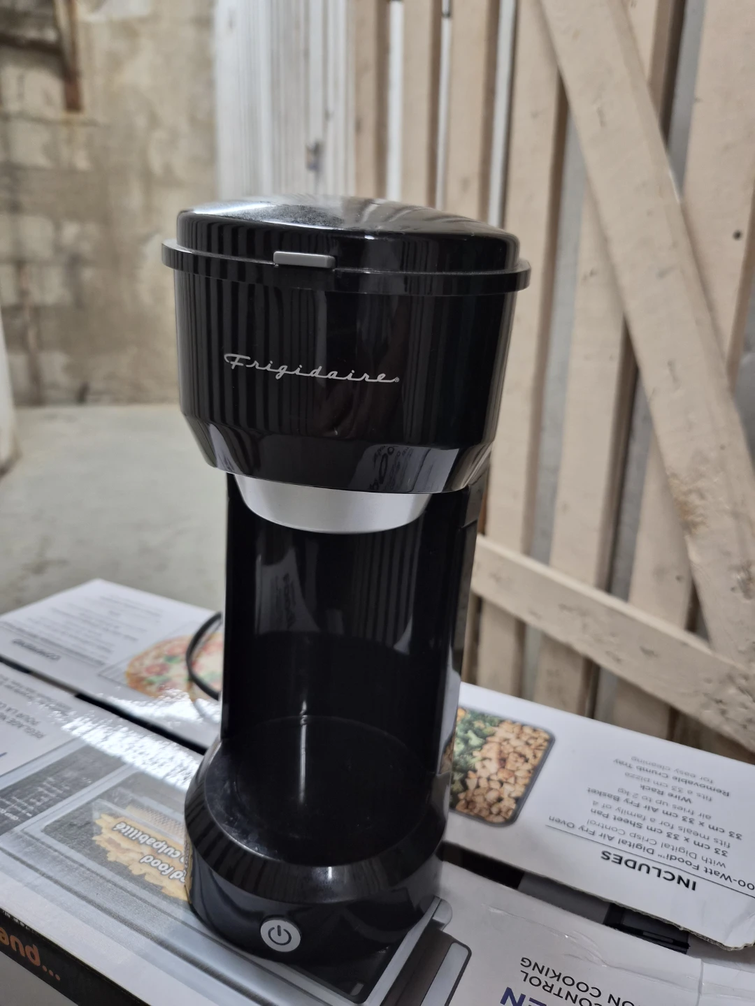 Frigidaire Black Single Serve Coffee Maker