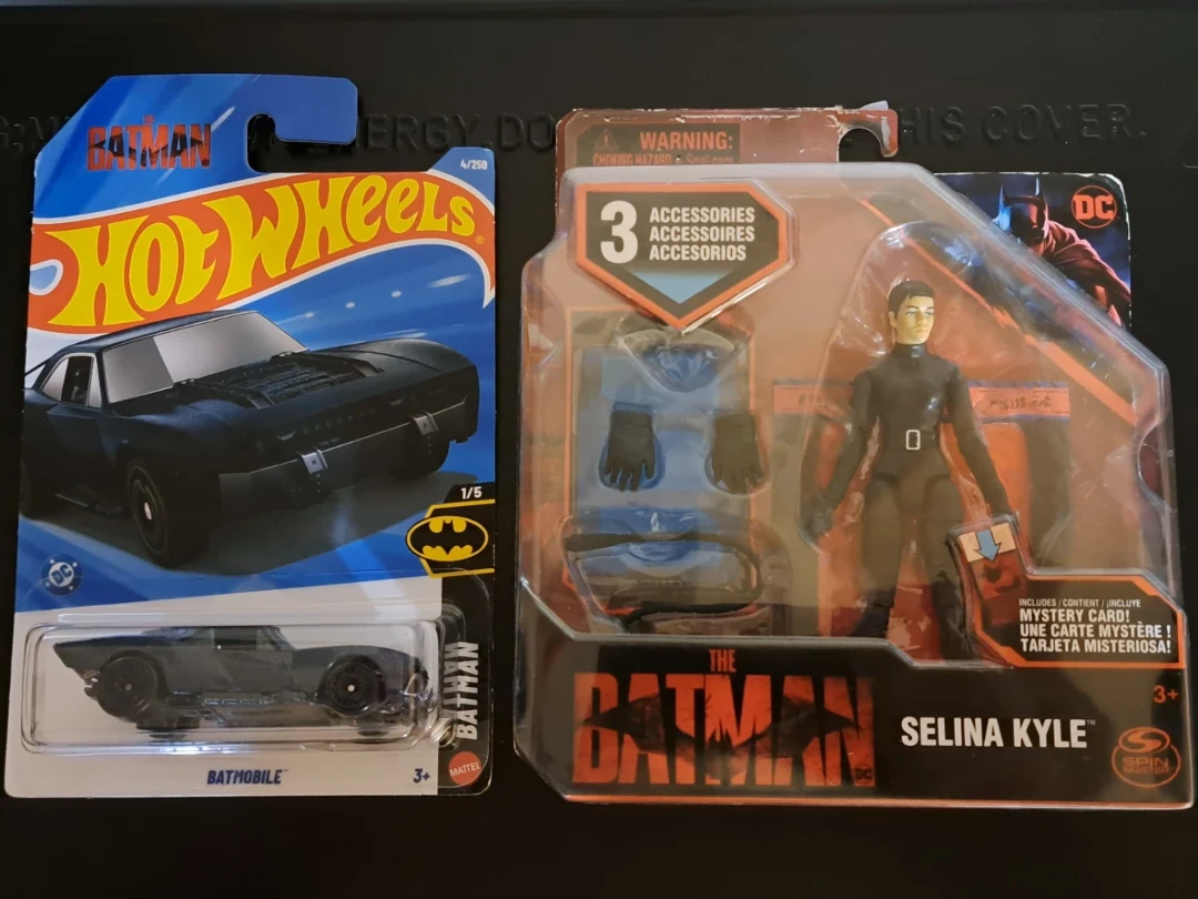 The Batman Selina Kyle Action Figure & Hot Wheels Batmobile