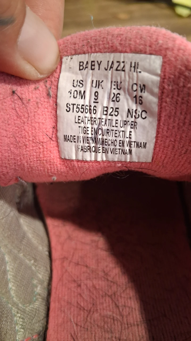 T10 Saucony Baby Jazz HL Shoes *ONLY USED INDOORS* - photo 4