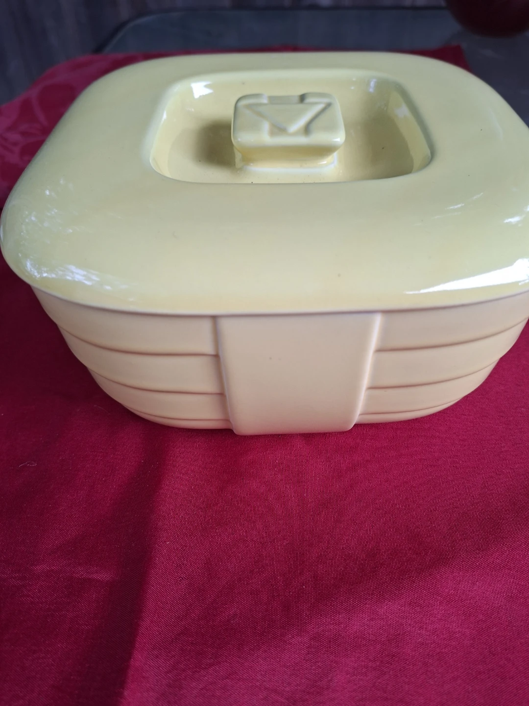 Hall China Hotpoint Refrigerator Dish