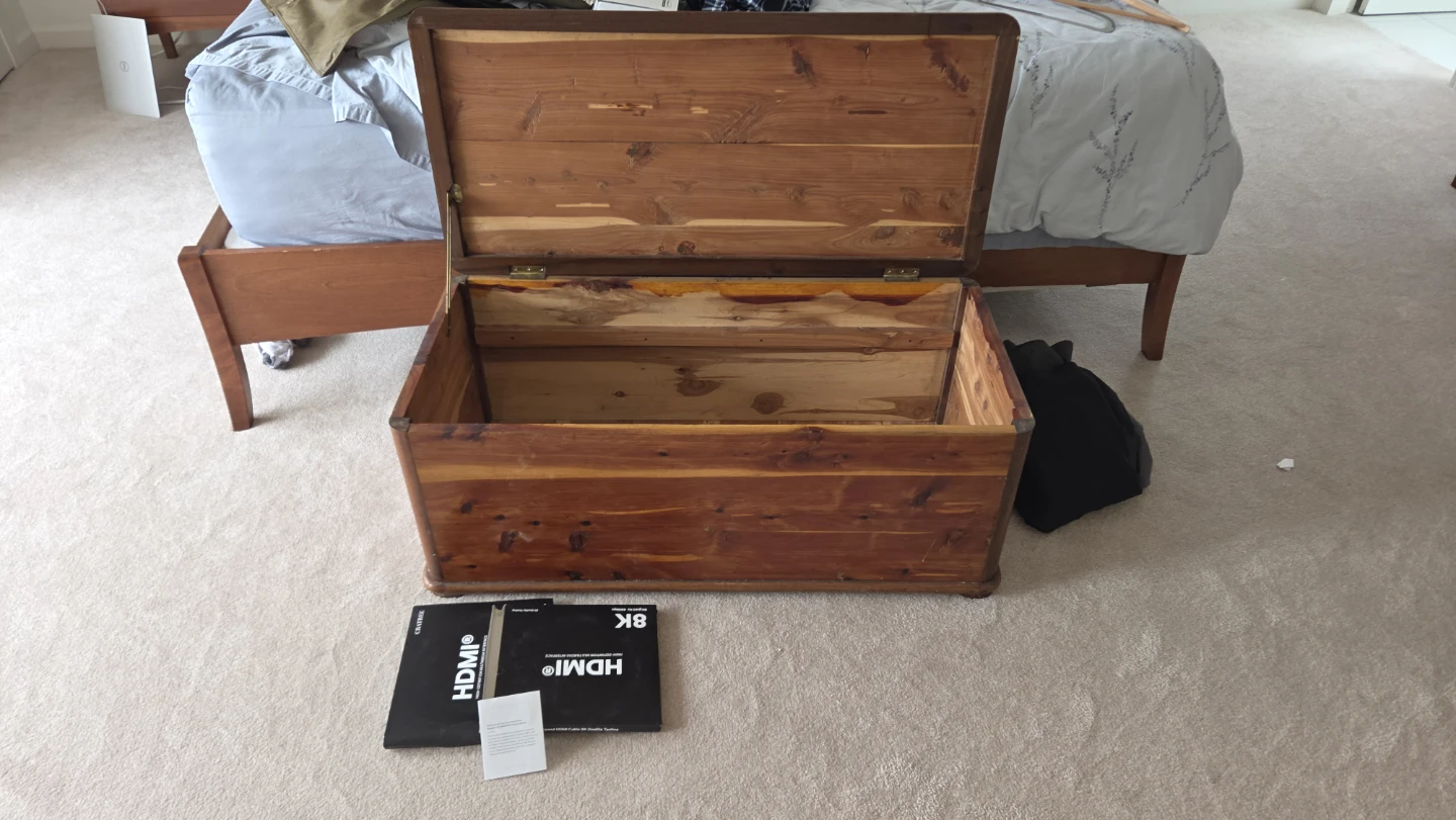 Wooden Cedar Storage Chest - photo 5