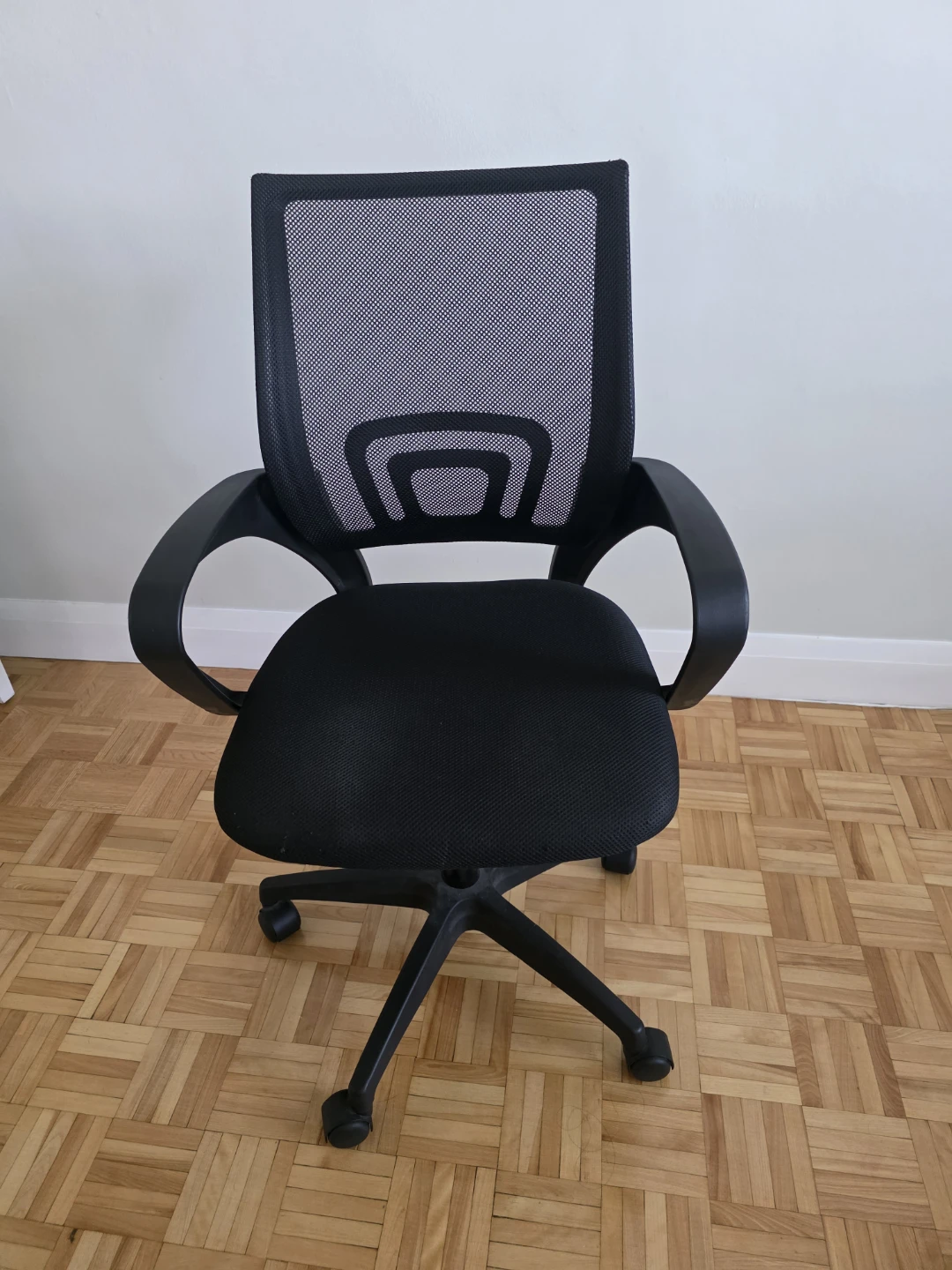 Black Mesh Task Chair - photo 4