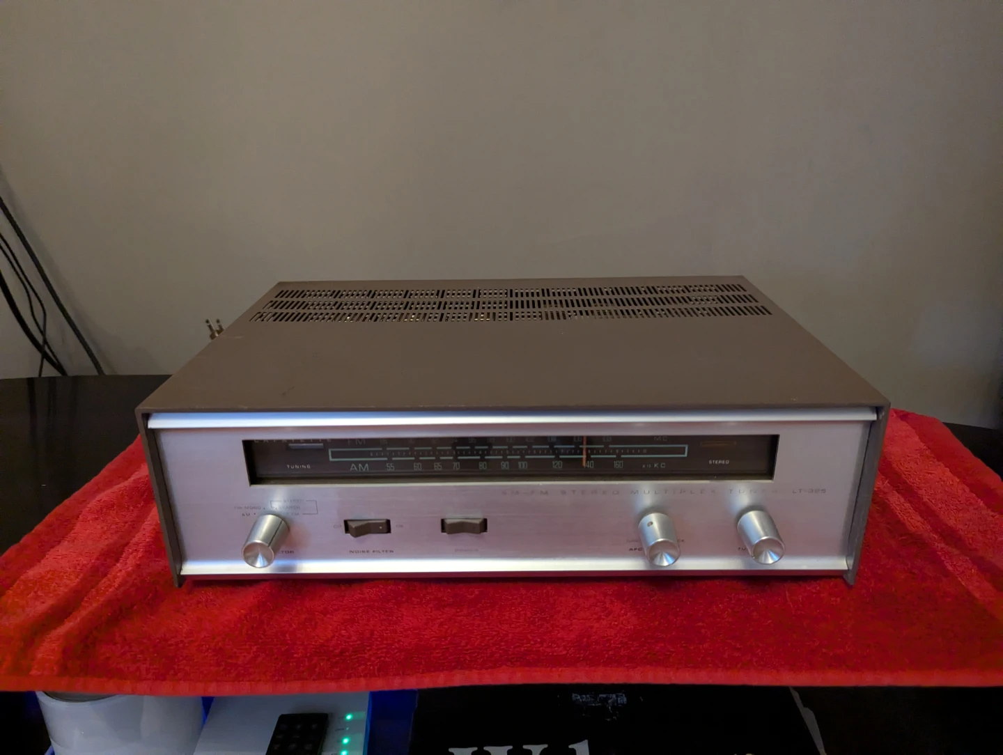 Lafayette LT-325 Tube Tuner