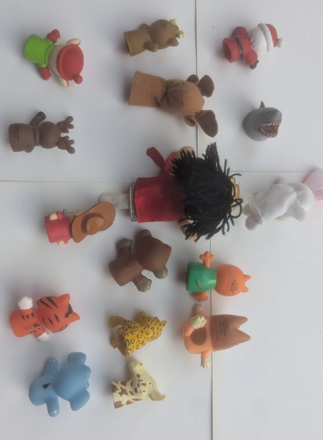 Assorted Finger Puppets - 16 Piece Set - photo 3
