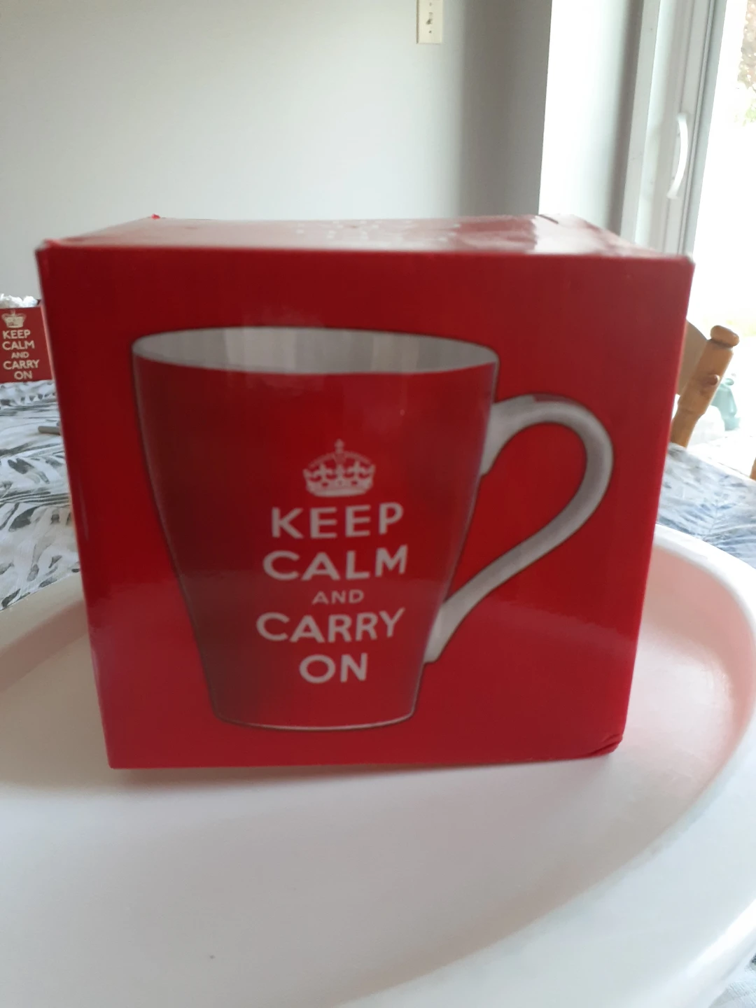 E & W London Keep Calm and Carry On Mug - photo 2