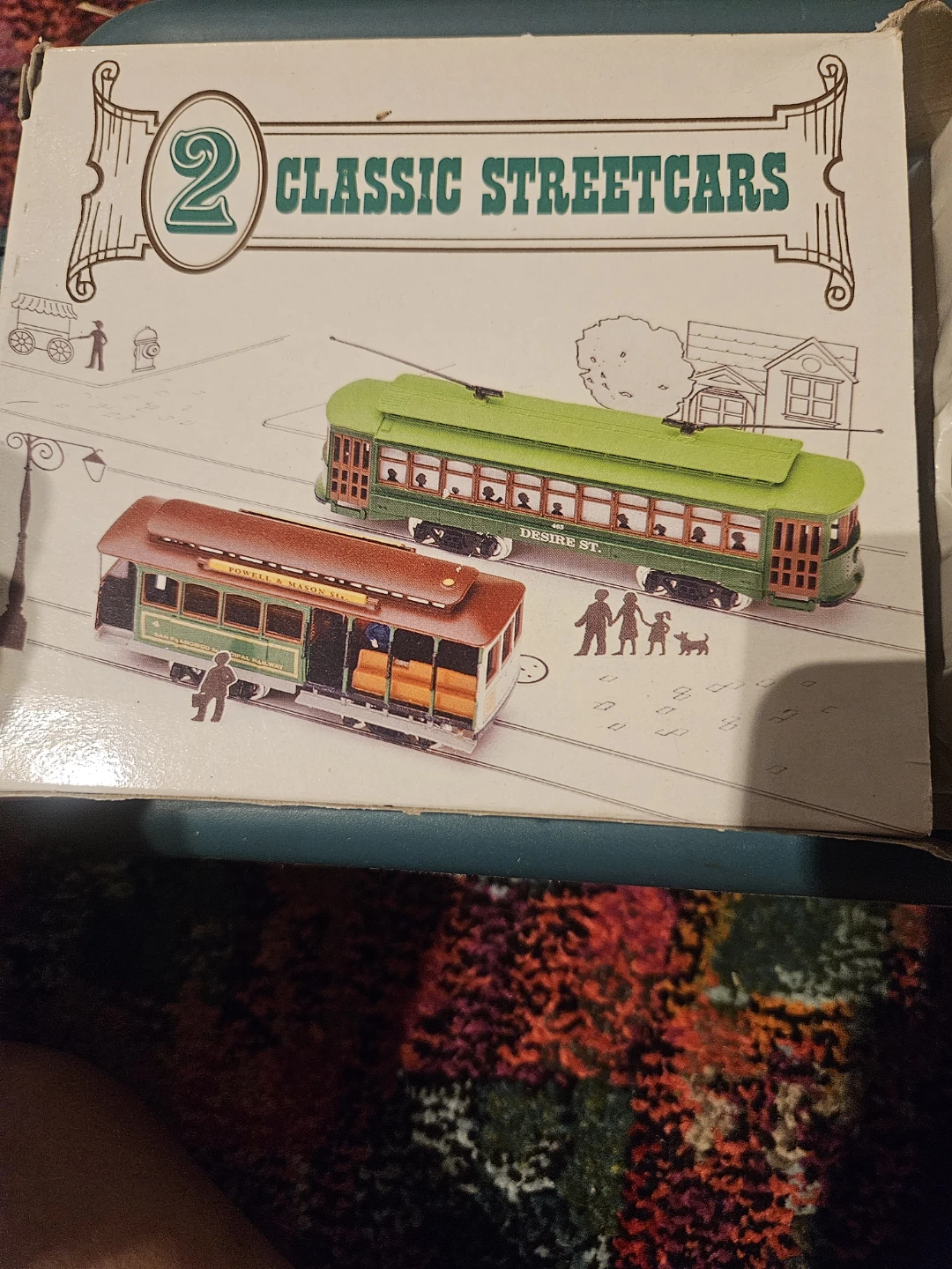 2 Classic Streetcars Model Toy Set
