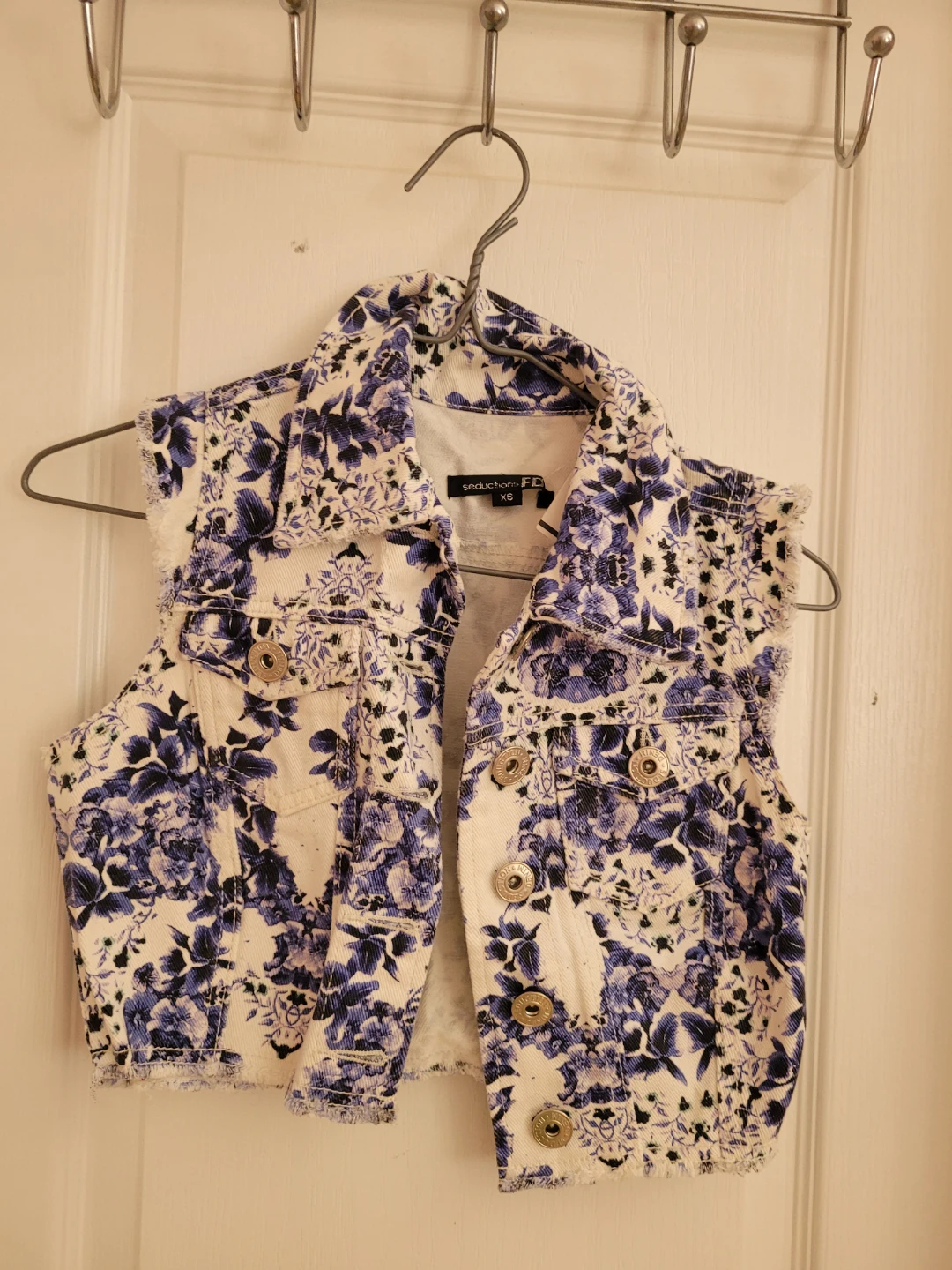 Seductions F G Floral Denim Vest