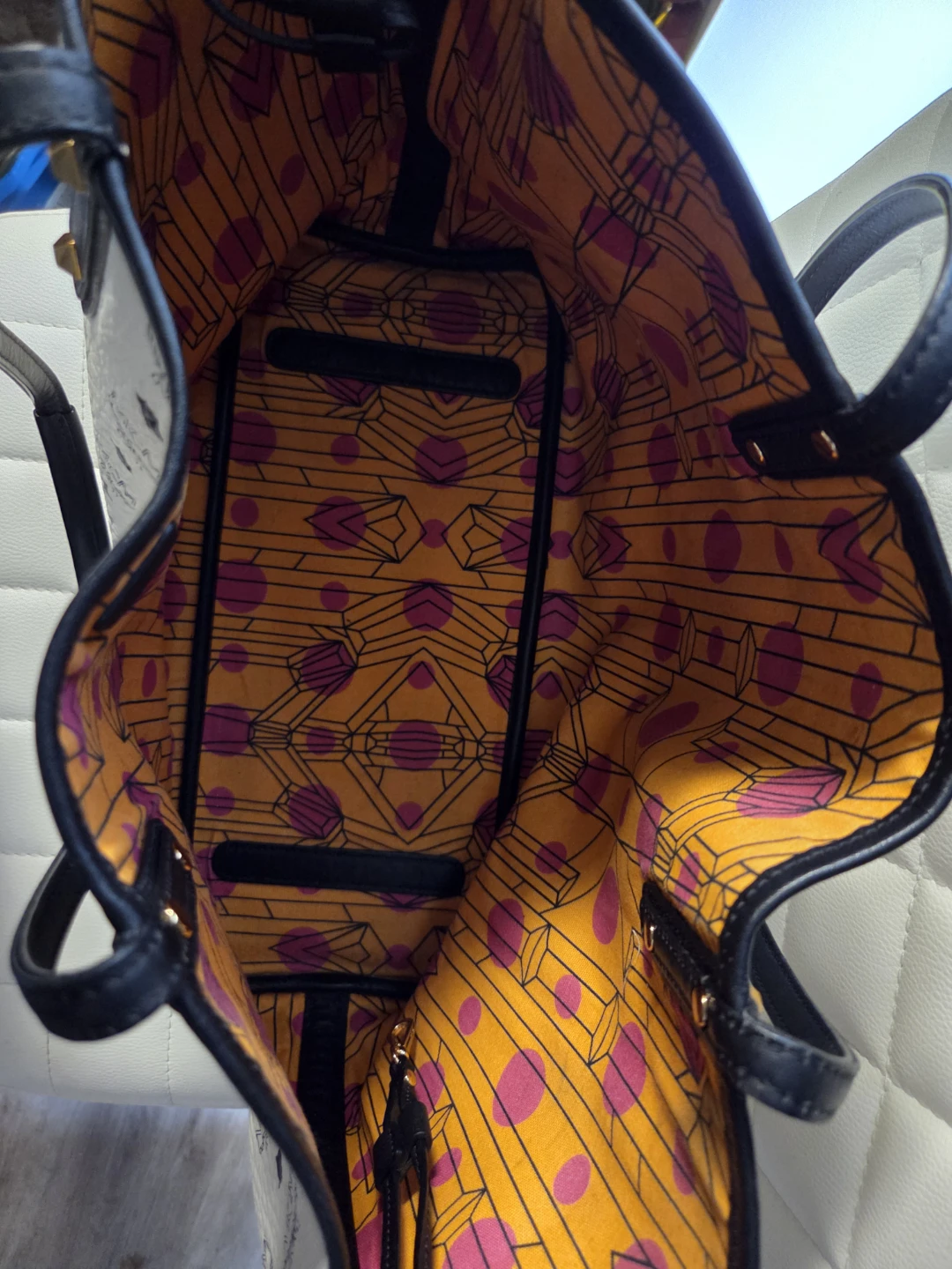 MCM Bucket Bag - photo 5