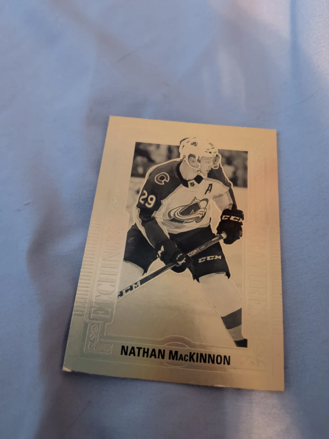 Golden Nathan MacKinnon Hockey Card