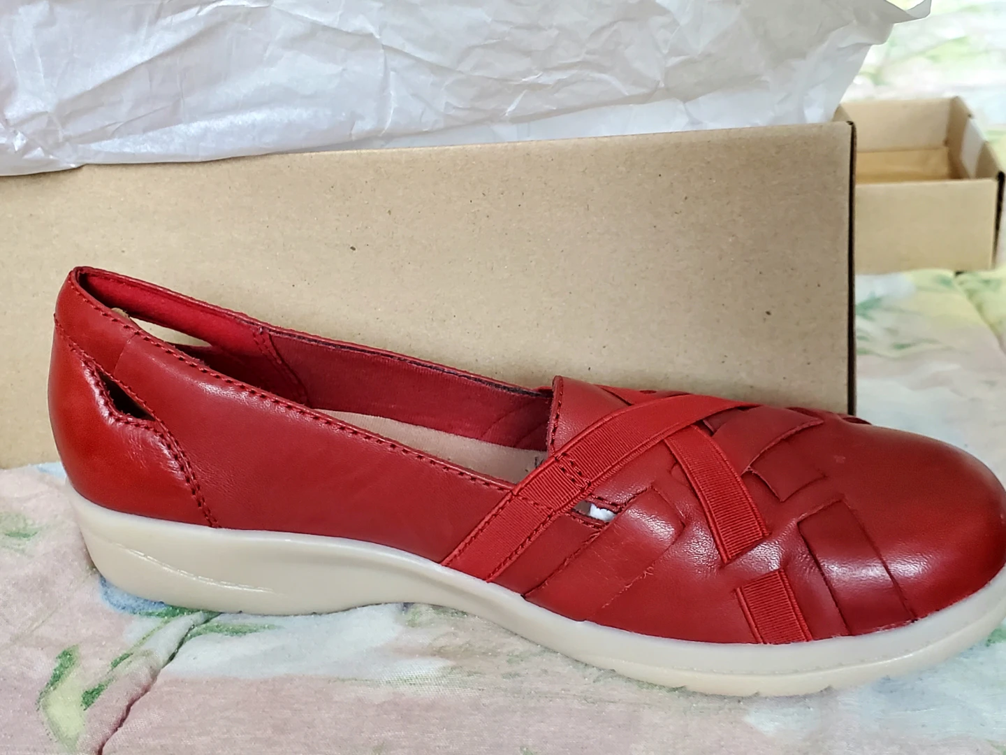 NEW Clarks Women's Genuine Leather Shoes 6.5M (EUR 37)