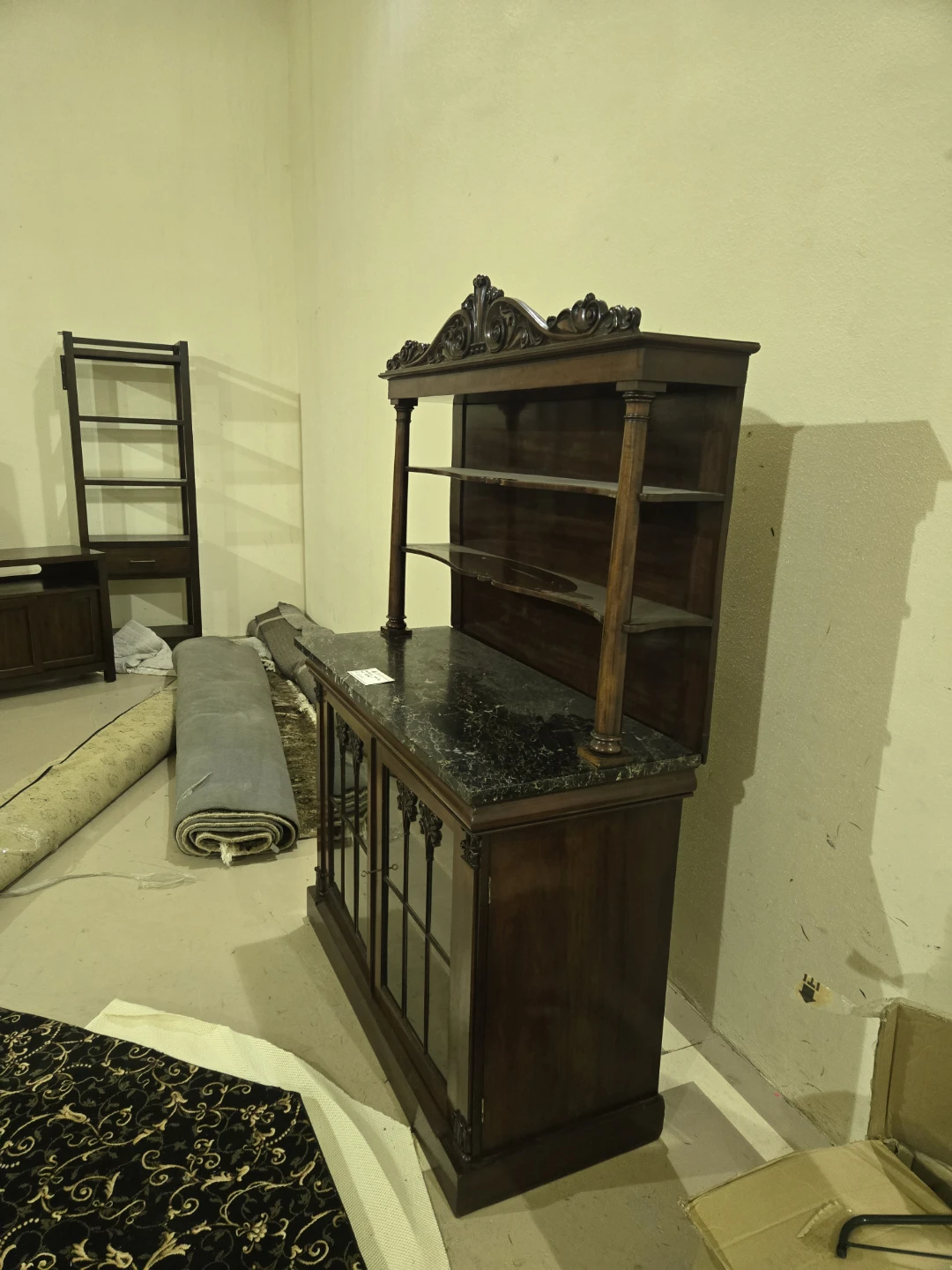 Antique bar - photo 4