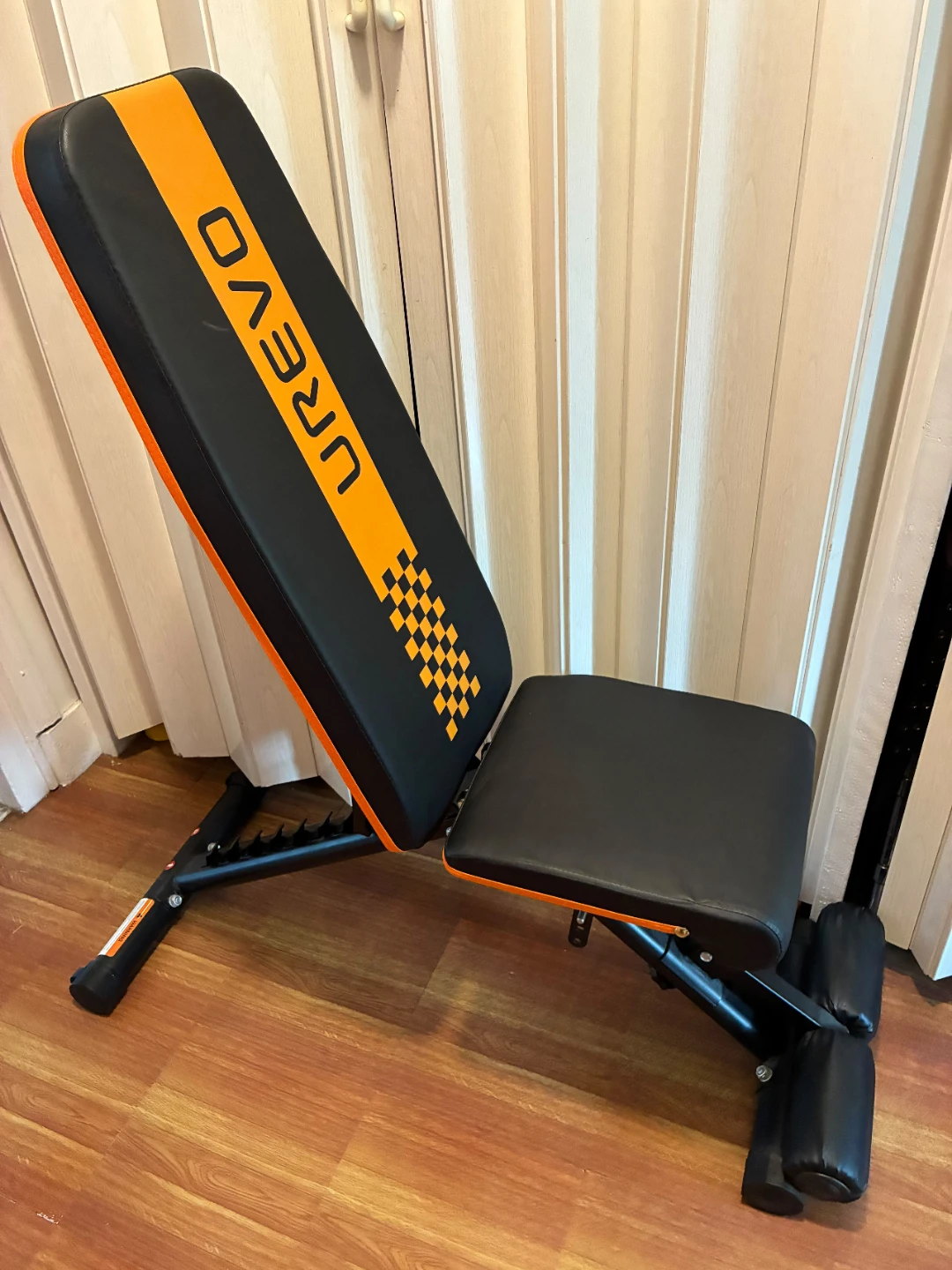 UREVO Adjustable Weight Bench
