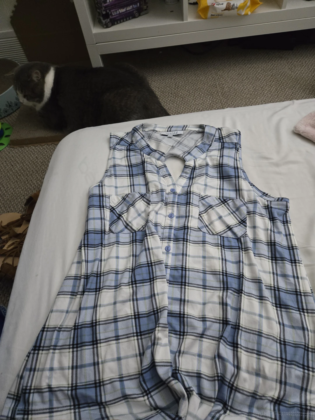 mySTYLE Plaid Sleeveless Shirt & SHEIN Black Shorts