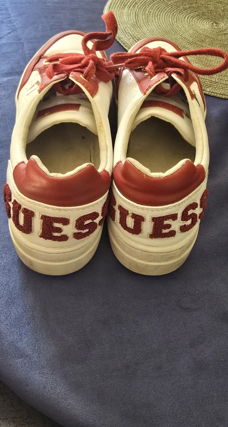GUESS White & Red Lace-Up Sneakers - photo 2