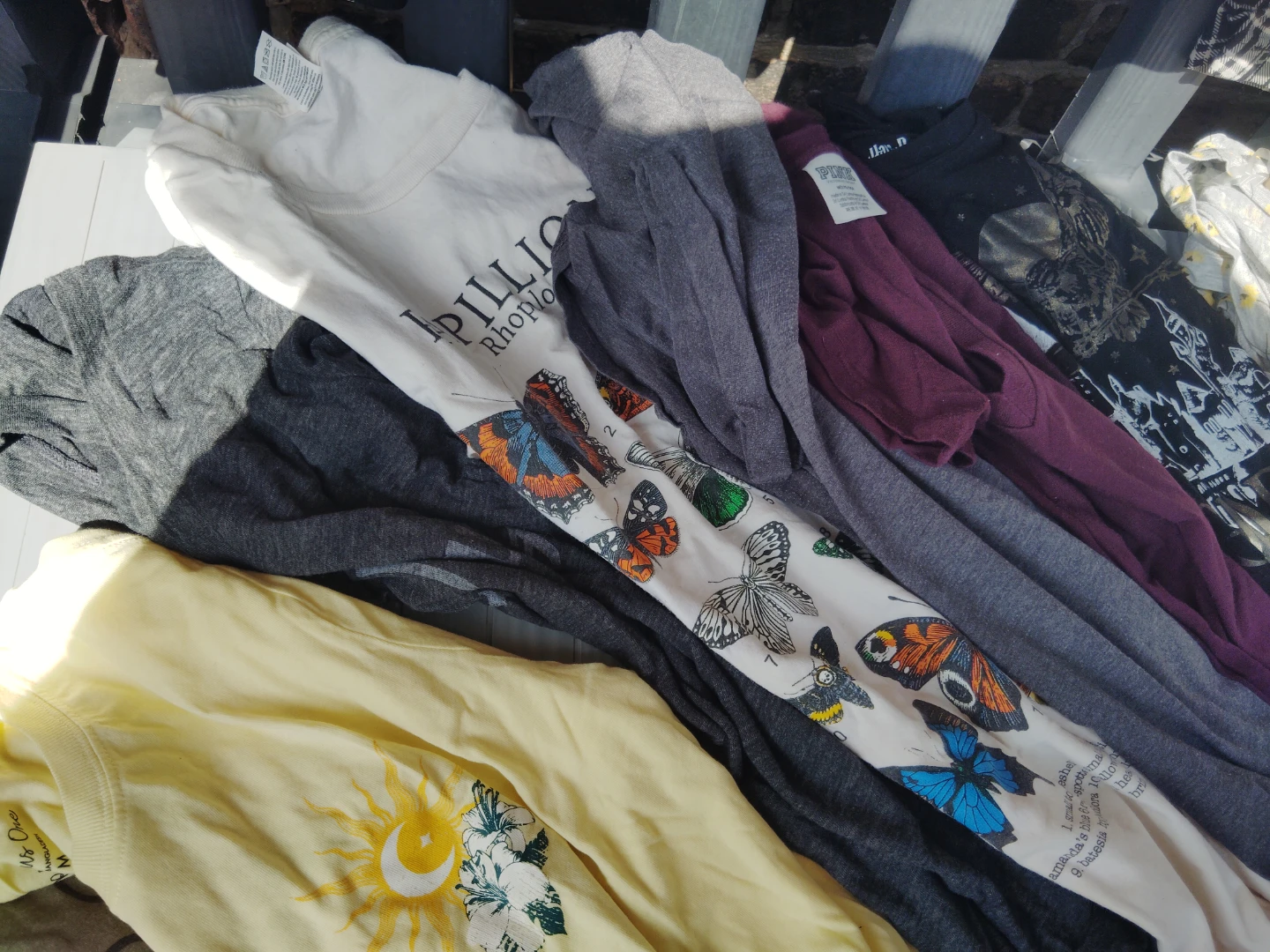 Size M/L young women's Clothing Bundle - photo 3