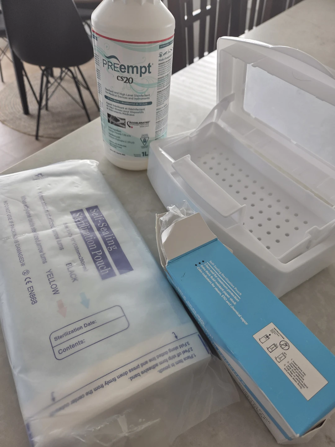 PREEMPT CS20 Disinfectant Solution & Sterilization Pouch