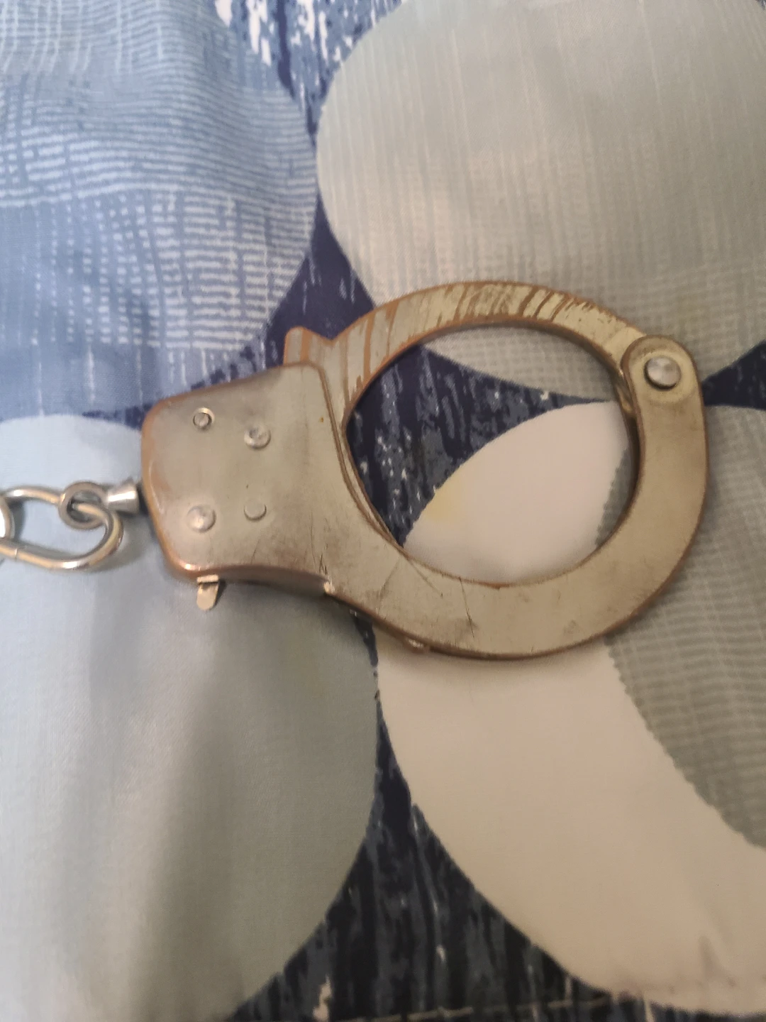Chain Link Handcuffs - photo 4