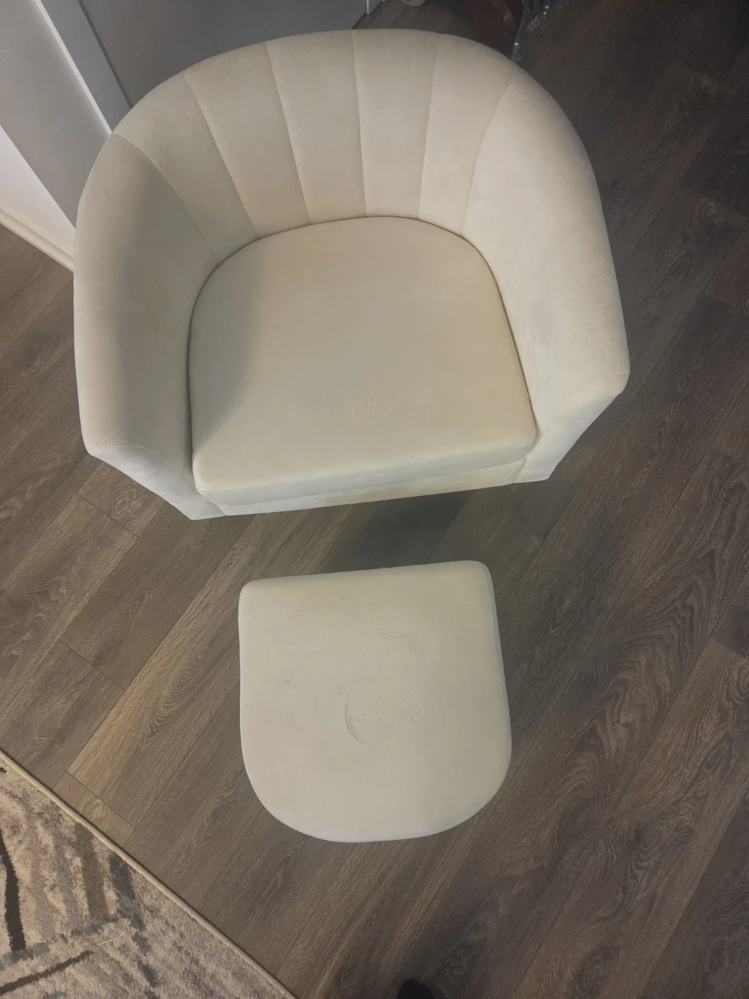 Barrel Chair With Ottoman - photo 3