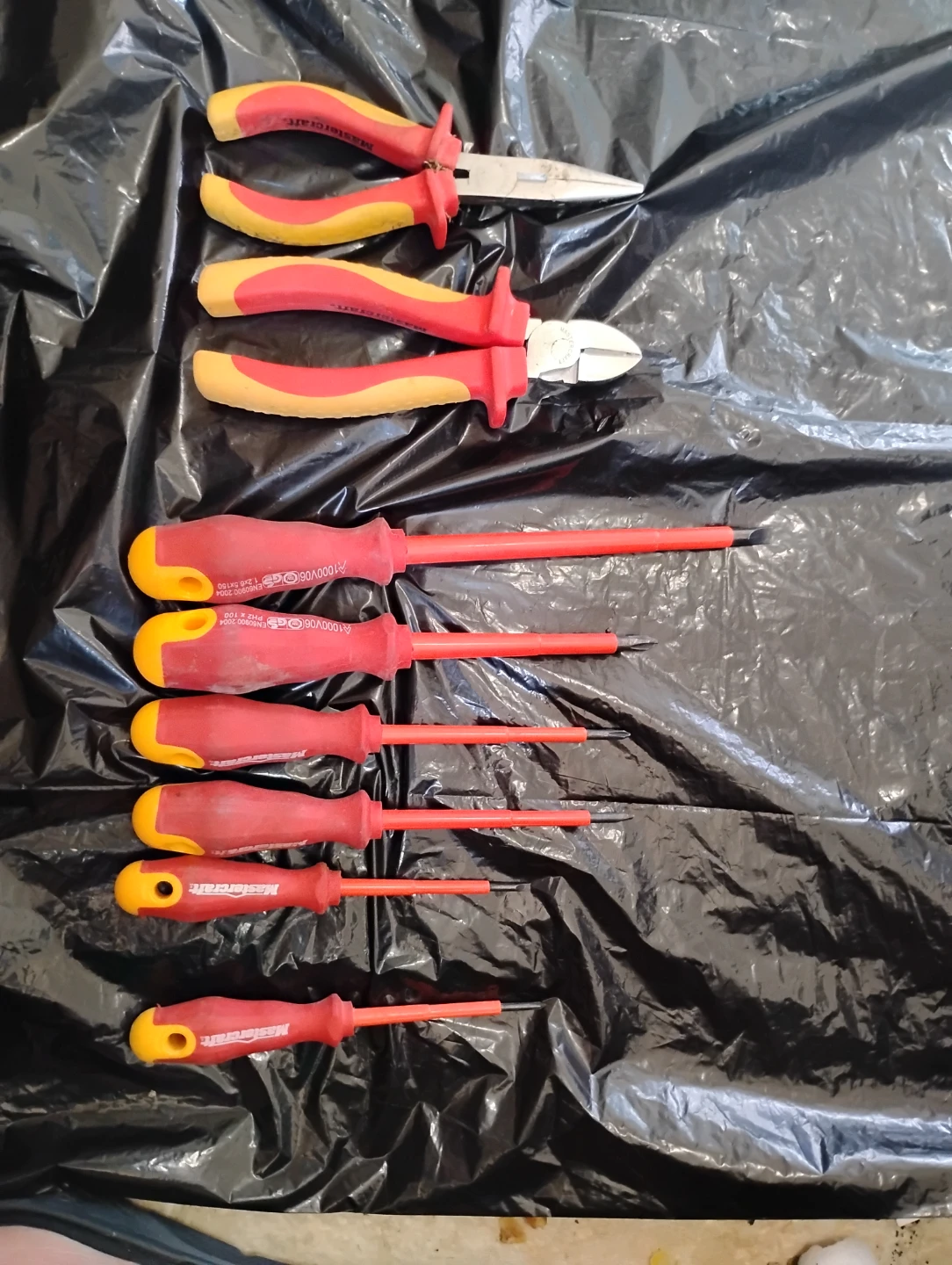 Mastercraft Insulated Screwdriver and Pliers Set