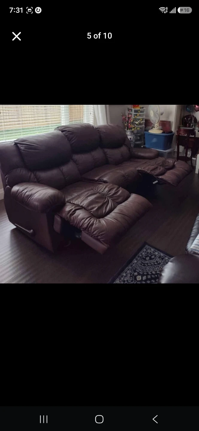 Genuine Palliser Leather Reclining Sofa (Buyer Must Disassemble) - photo 5