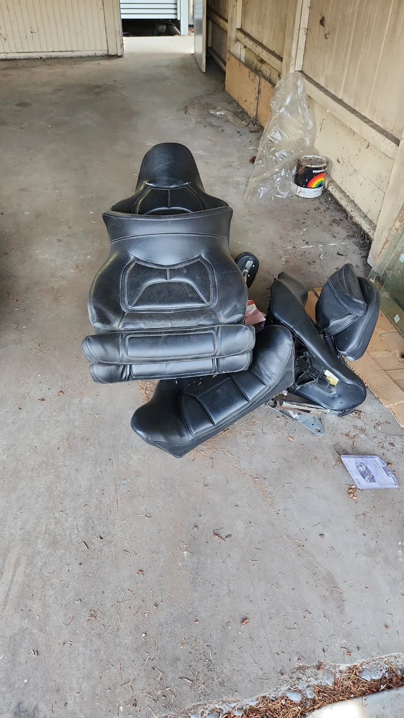 Heated and non HeatedMotorcycle Seats for Honda Goldwing