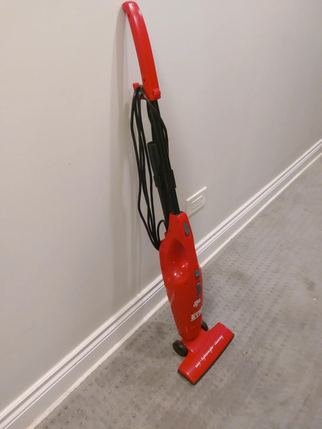 Dirt Devil Simpli-Stik Vacuum Cleaner - photo 2