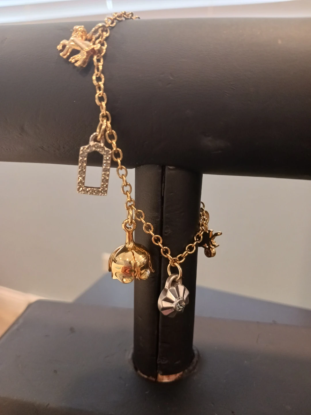Coach Charm Bracelet - Gold Tone.....😁😊😍 - photo 2