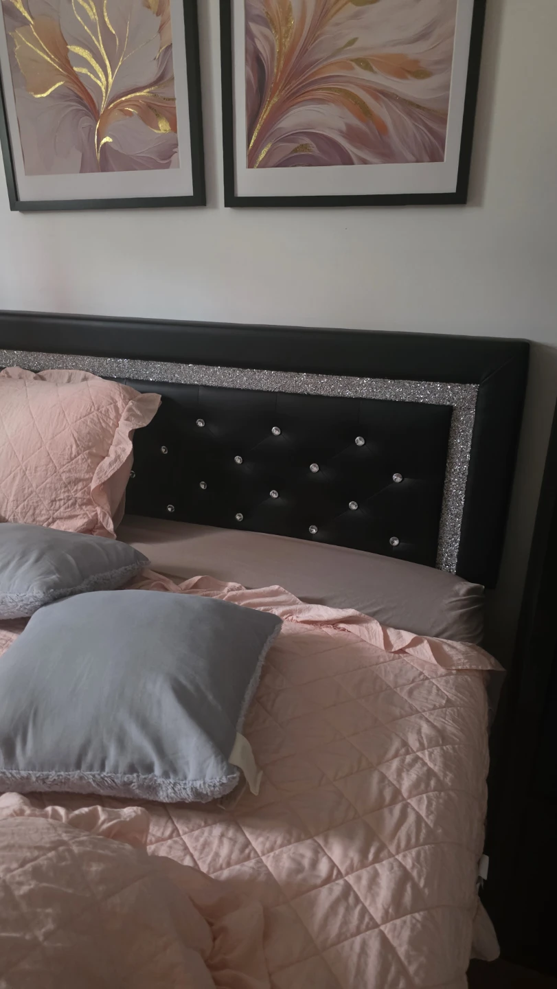 Vendo cama y colchón por mudanza